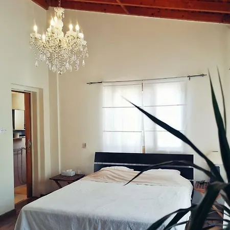 Privately Located With Pool Vila