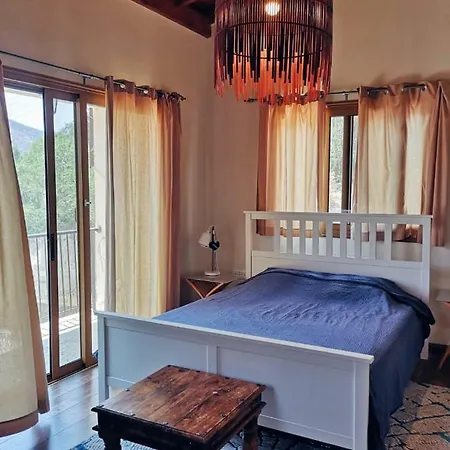 Privately Located With Pool Vila Akrounta